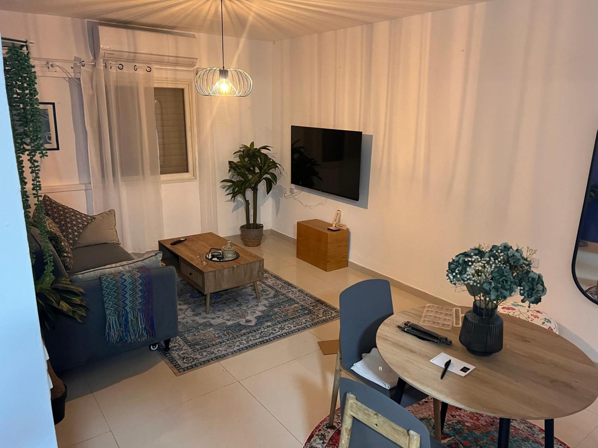 Duke Of The Dead Sea By Crown Apartment Neve Zohar Exterior photo